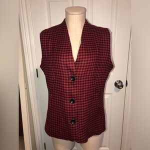 Woolrich Red and Black Houndstooth Vest size medium